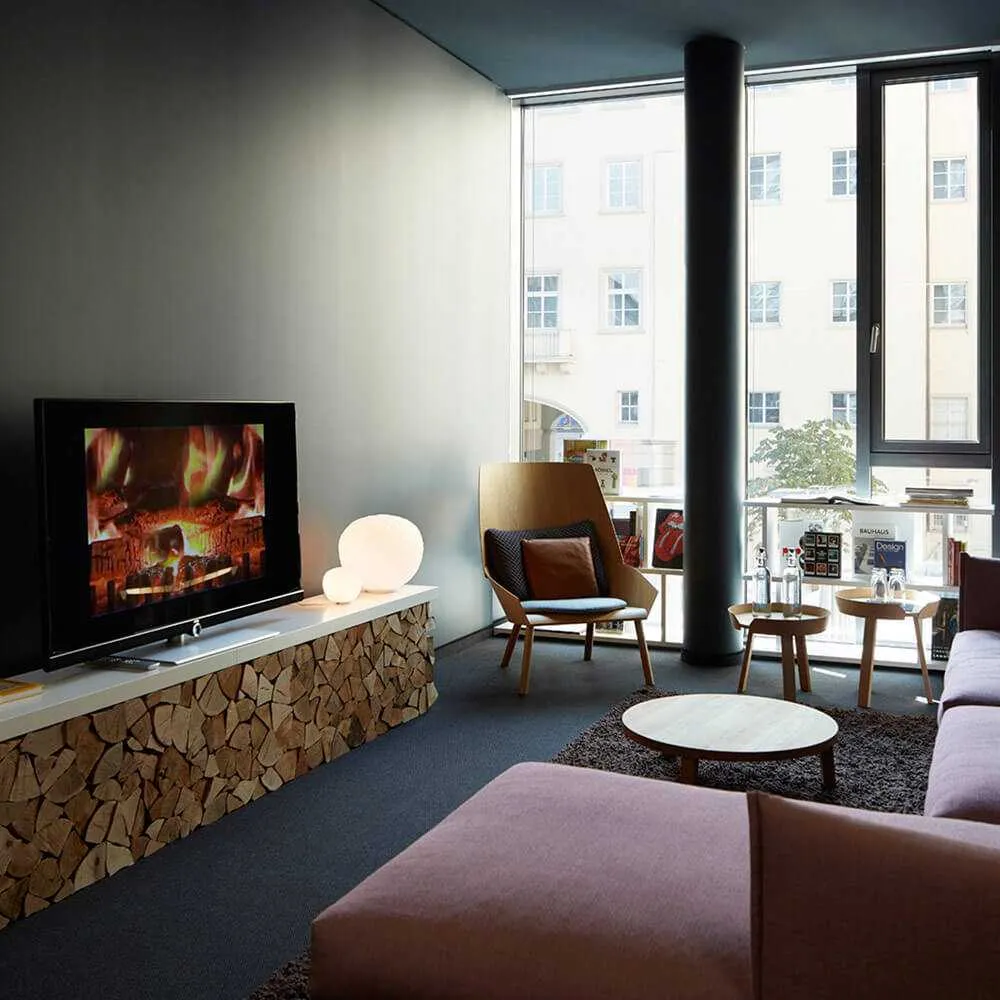Artemide Meteorite 48 table lamp