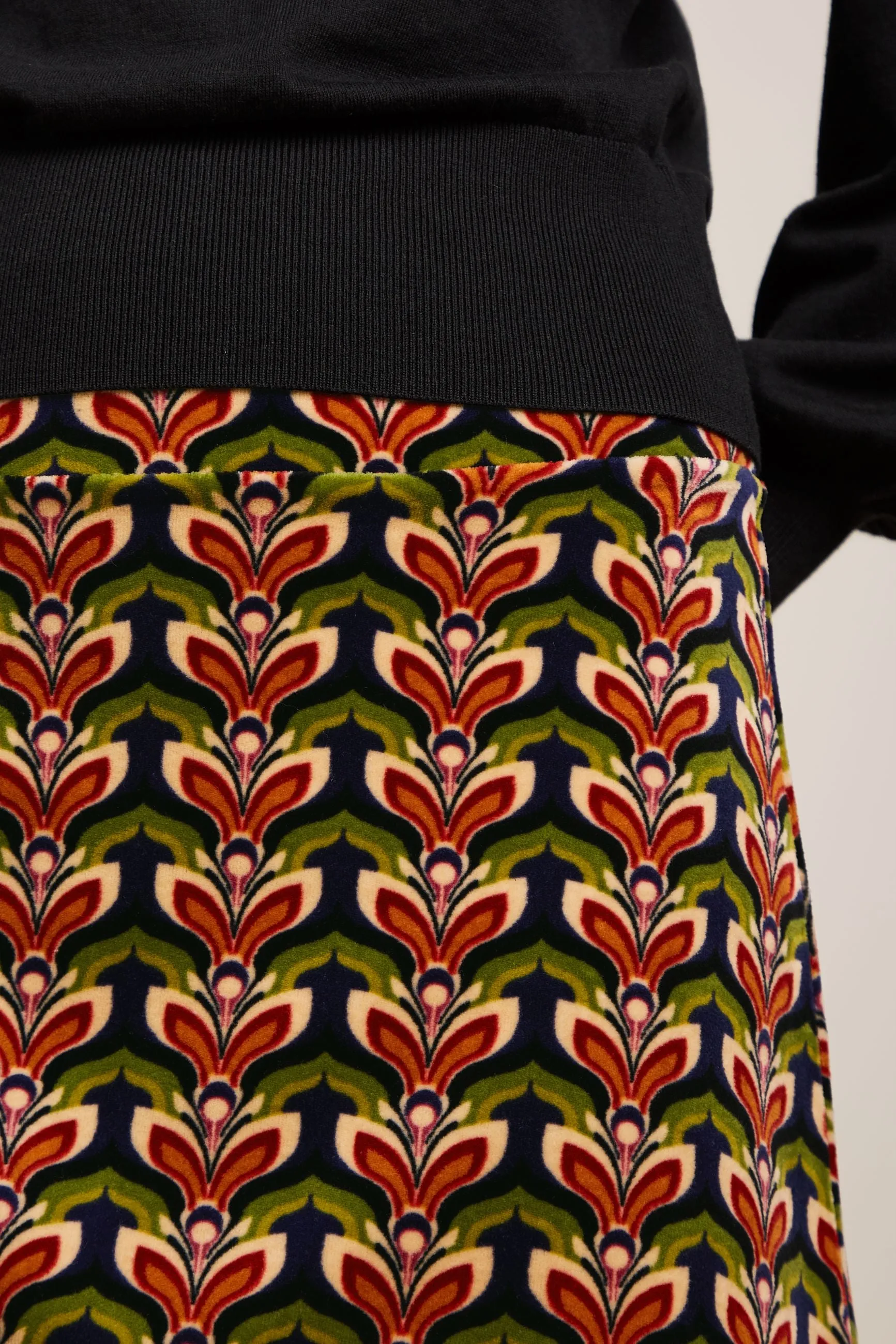 Border Skirt - Sunday
