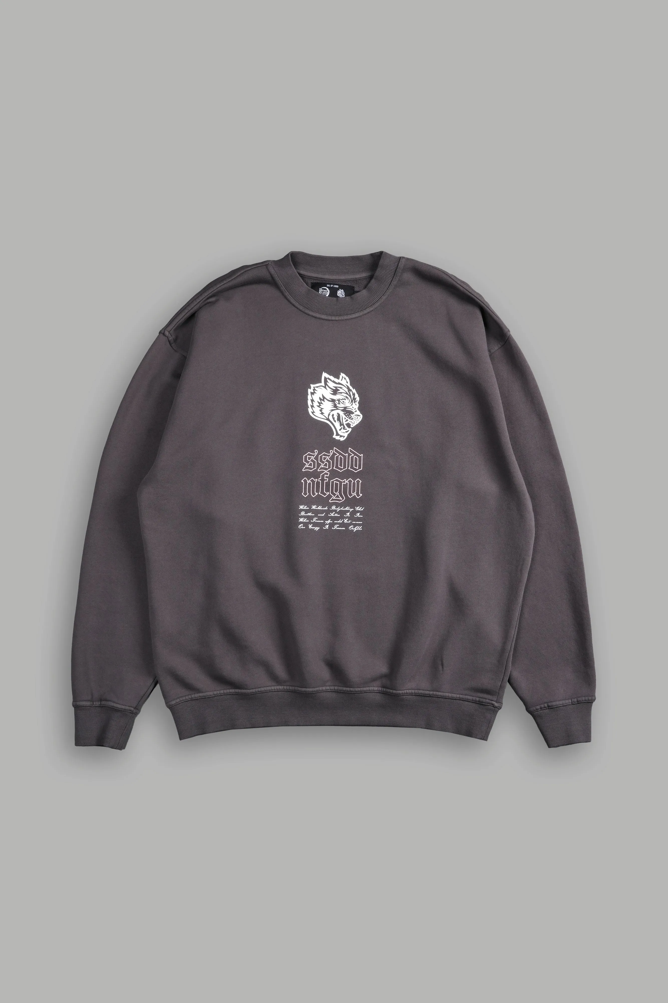 Breath Of Wolves London Crewneck in Wolf Gray